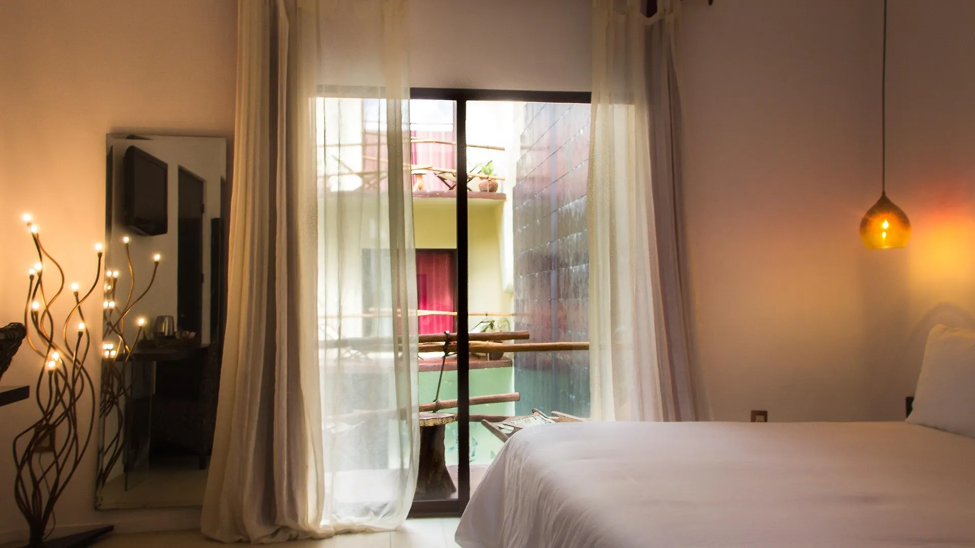 Hotel Kinbe - Few Steps From 5Th Avenue And The Beach Playa del Carmen Mexico